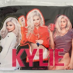 Kylie Cosmetics Kylie Jenner 2018 Limited Edition Black Makeup Bag